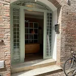 Estense 12 In Centro * Ferrare