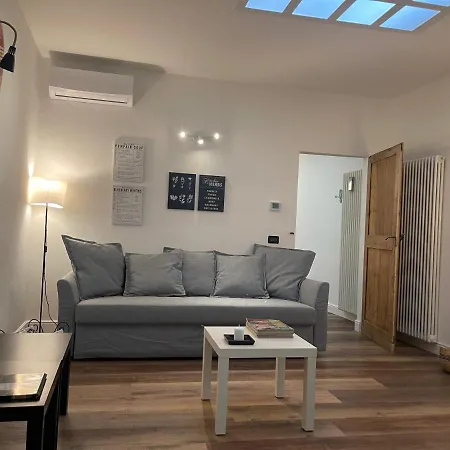 Estense 12 In Centro Citta * Φεράρα